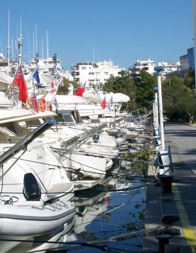 Mororyachts private an charter motoryachts in Athens Greece